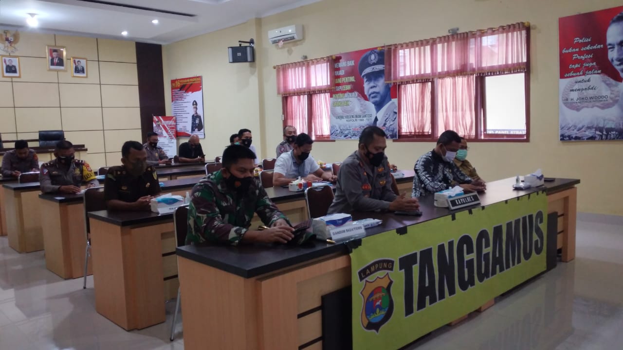 Kapolres Tanggamus Bersama Forkopimda Ikuti Launcing SIM Online secara Virtual