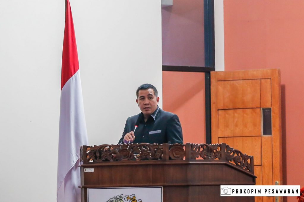 BUPATI PESAWARAN HADIRI RAPAT PARIPURNA PESAWARAN TAHUN ANGGARAN 2022