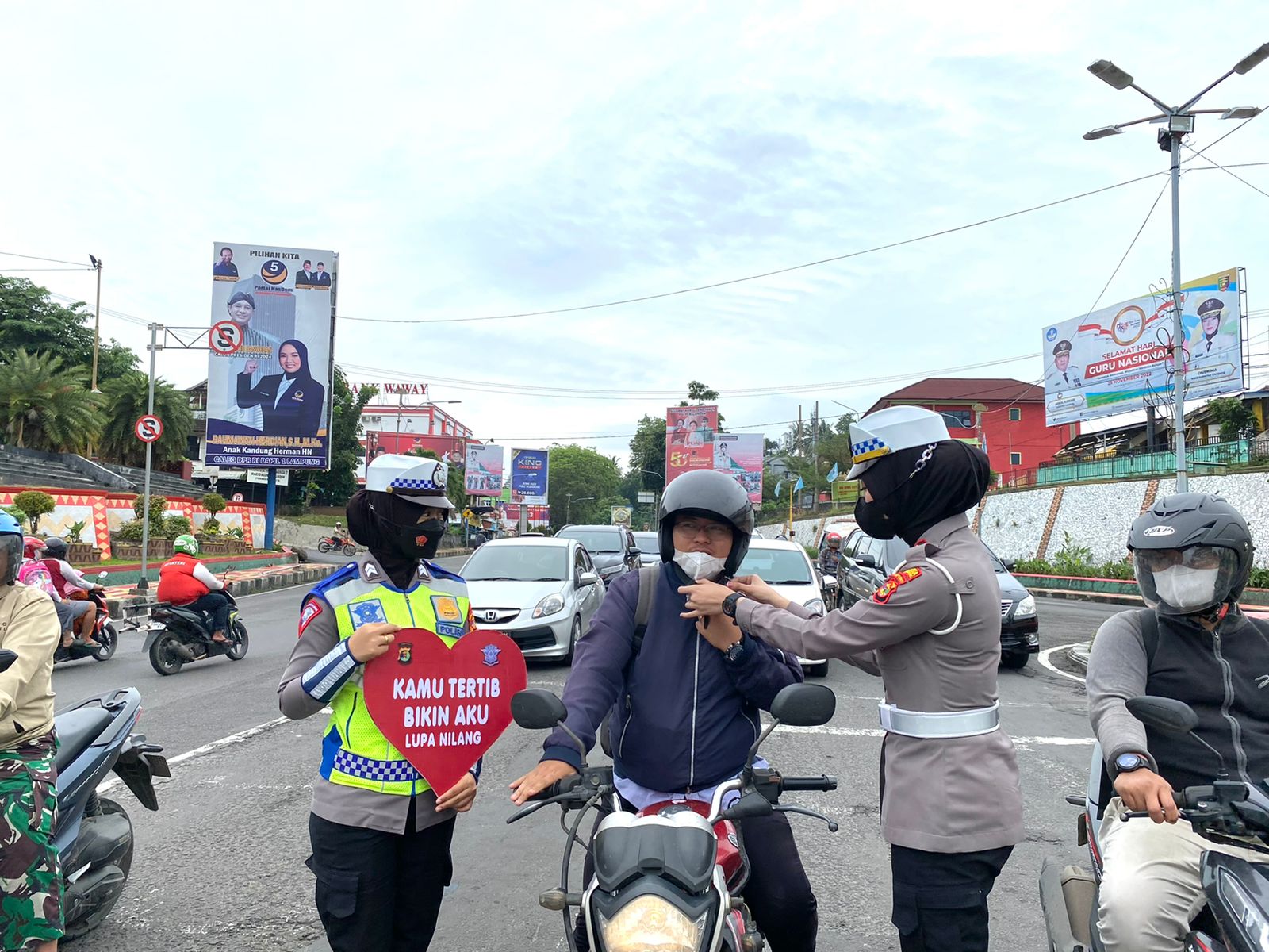 Tingkatkan Budaya Tertib Berlalu Lintas, Patroli Muli Sat Lantas Polresta Bandar Lampung Edukasi Pengguna Jalan