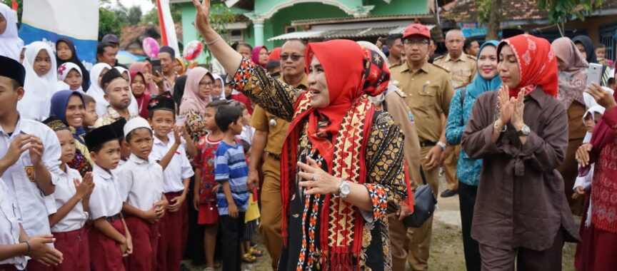 Ketua TP PKK Lampung Selatan Hadiri Kegiatan Lomba Desa Di Kecamatan Way sulan