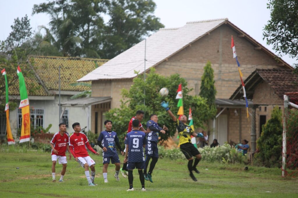 Kembali Lakukan Laga Persahabatan, Red Brother FC Unggul Atas Old Star Candipuro FC (7-2)