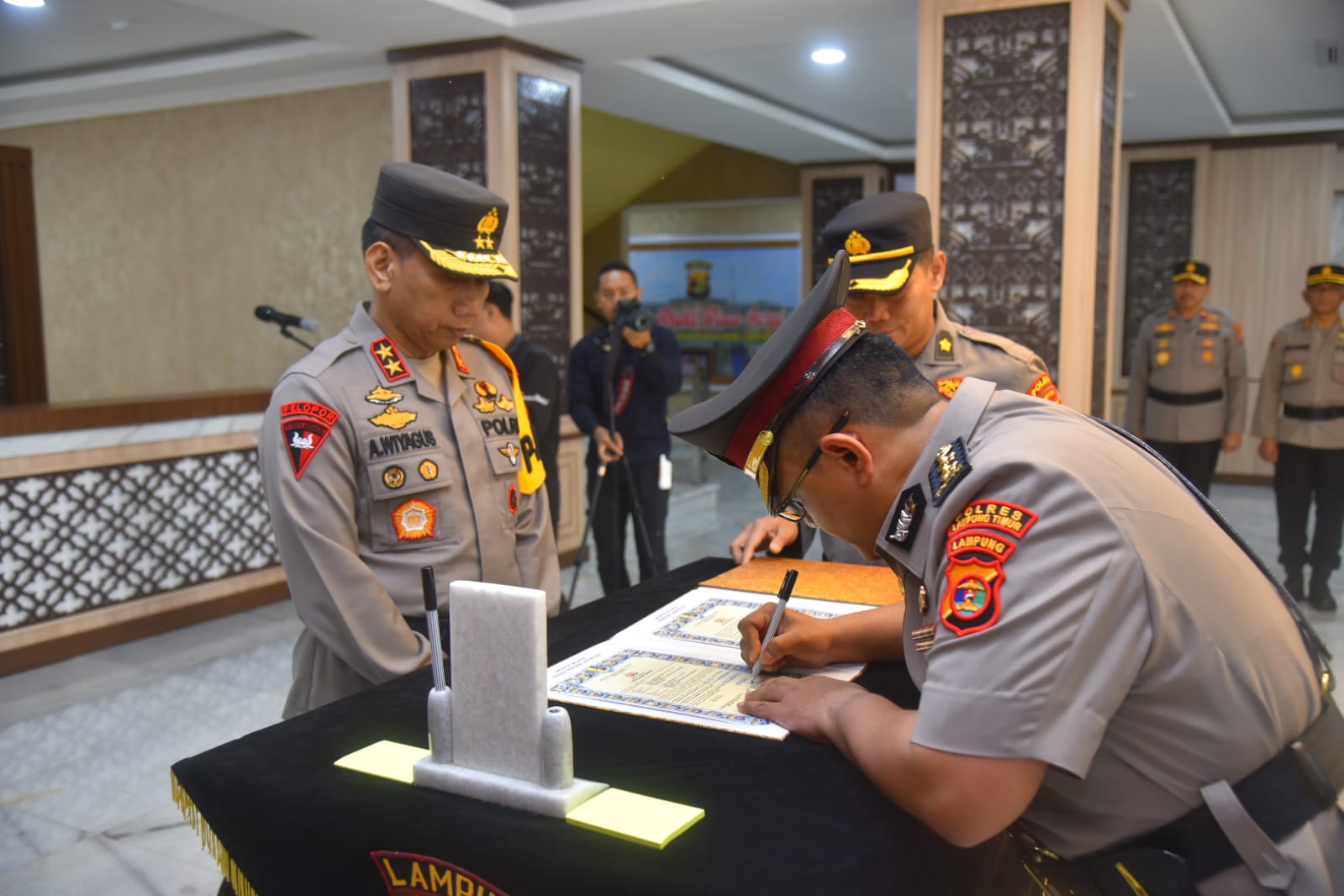 Kapolda Pimpin sertijab Kapolres Lampung Timur dan Koorspripim Polda Lampung