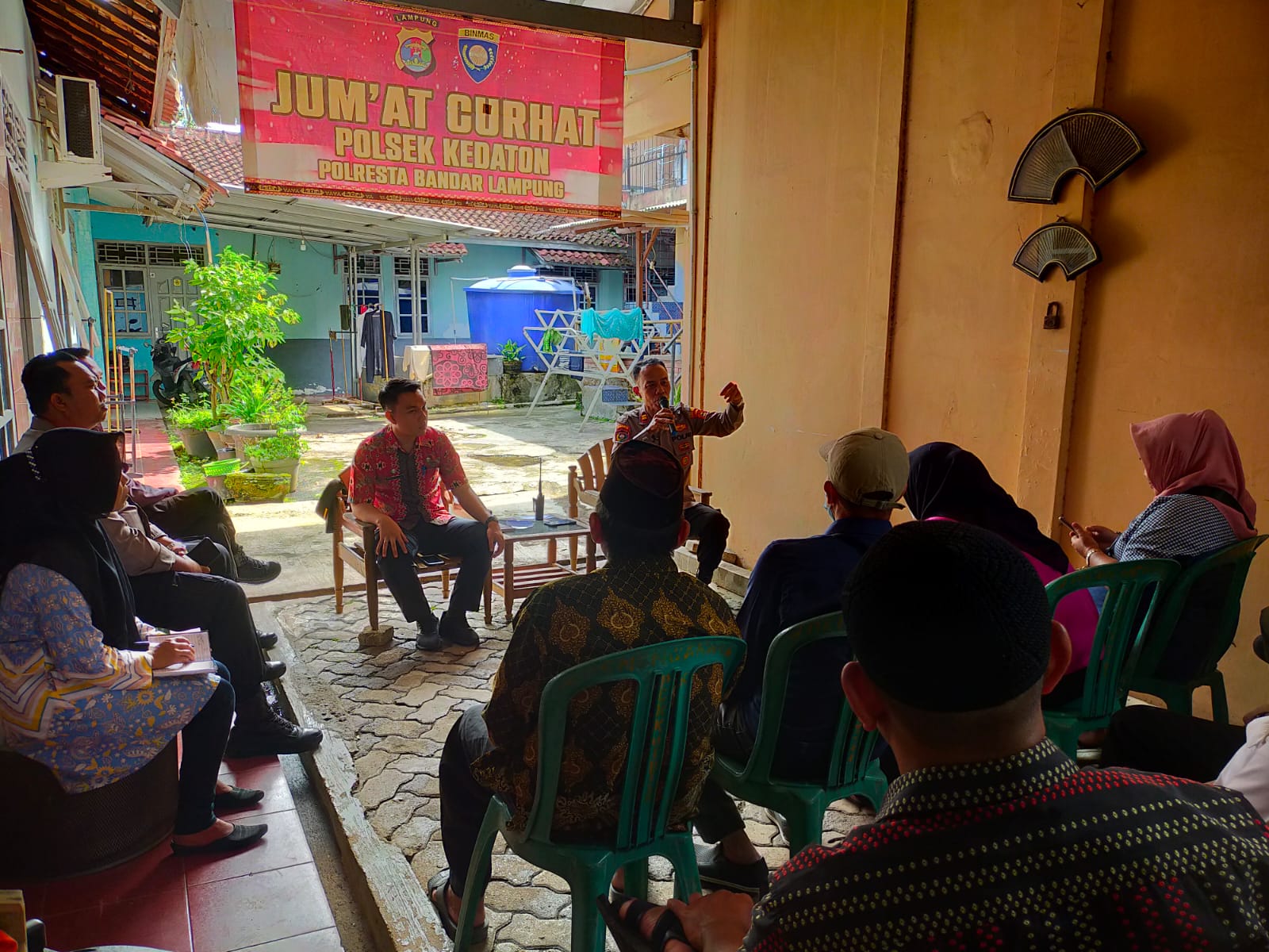 Tampung Keluhan Warga, Polsek Kedaton Gelar Jumat Curhat di Kelurahan Penengahan