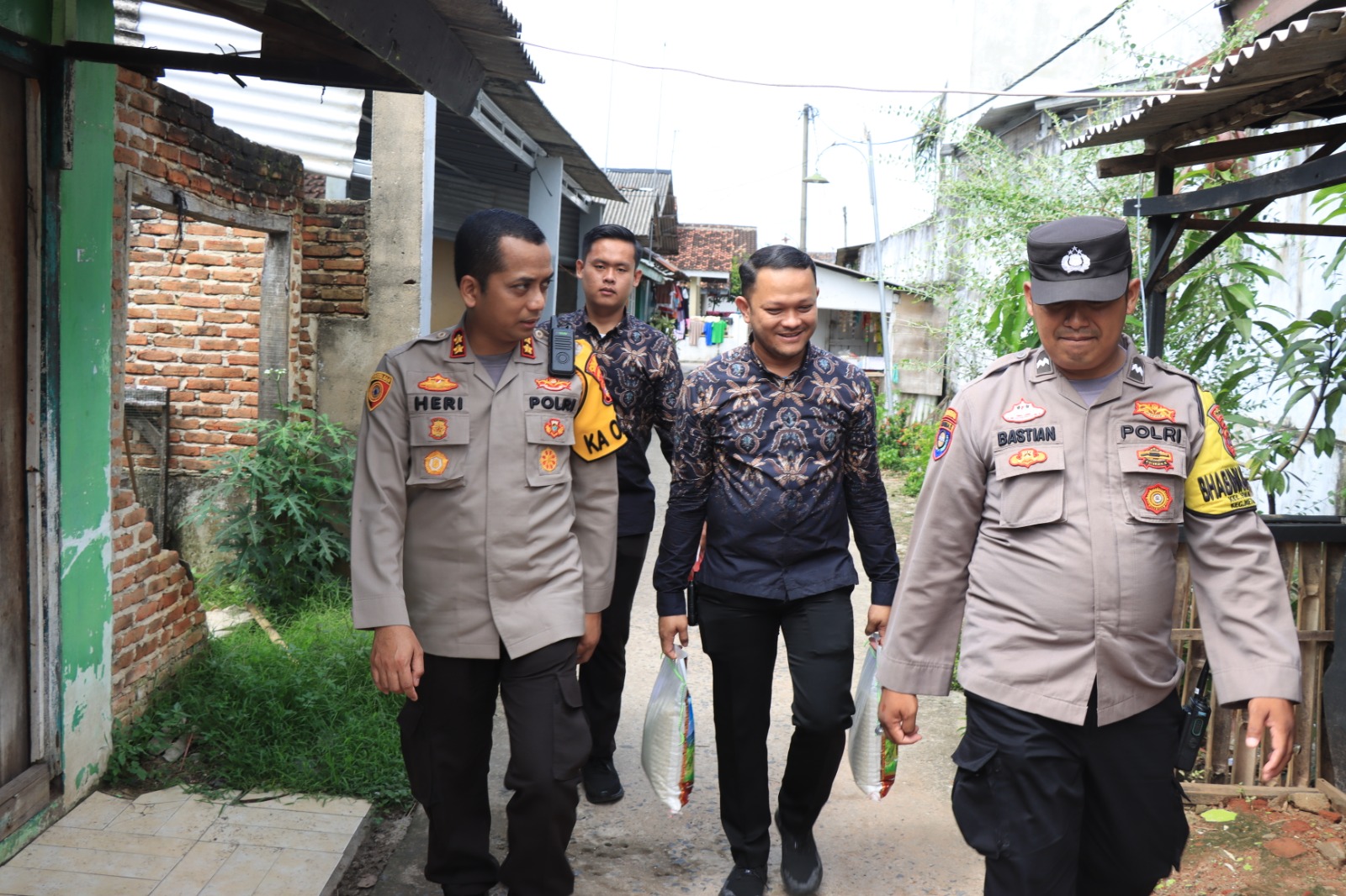 Berkah Ramadhan, Kapolres Berikan Bantuan sosial