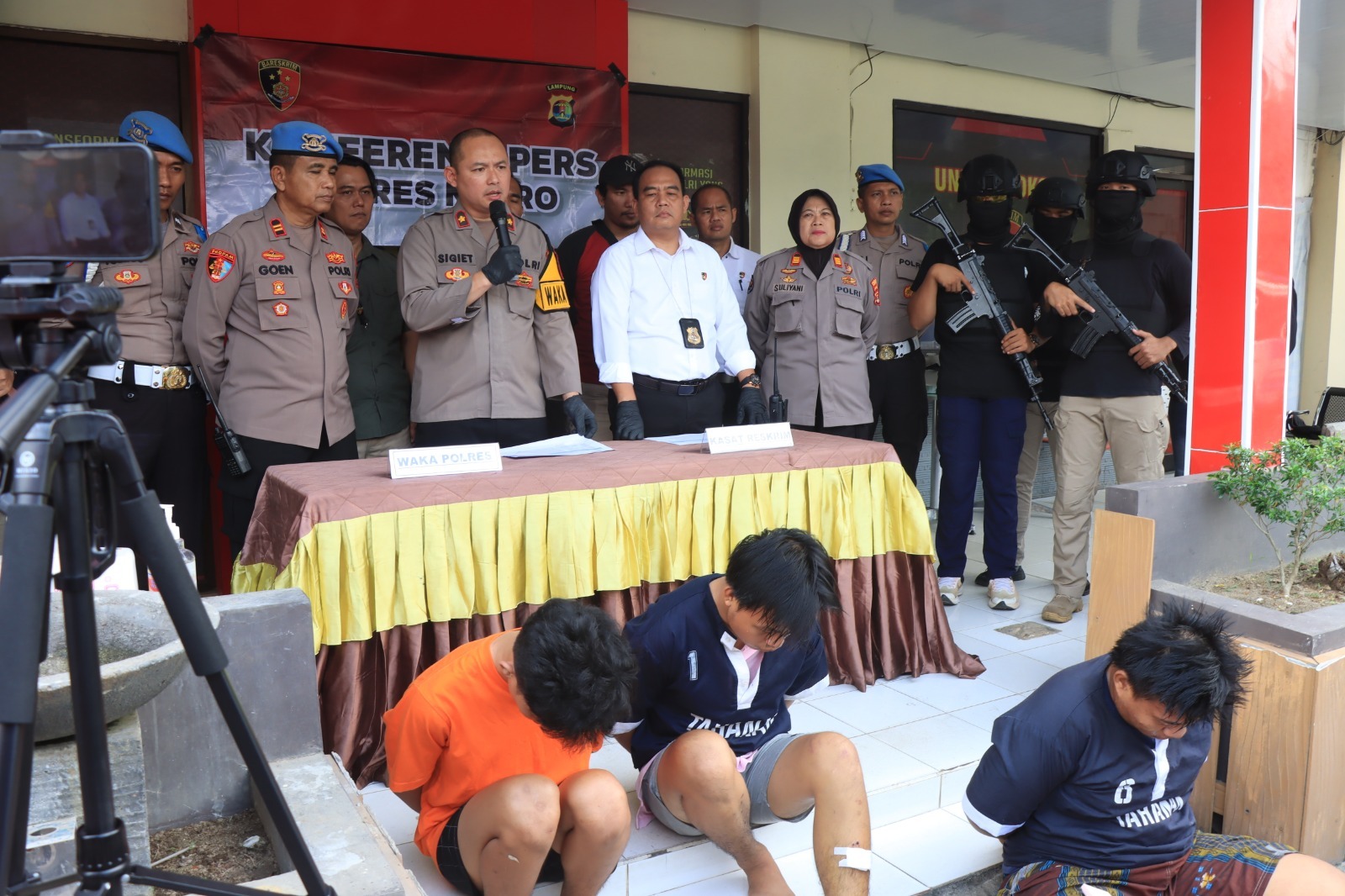 Polres Metro Gelar Konferensi Pers Ungkap Kasus Curat