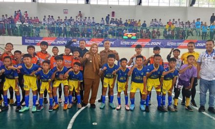 Walikota Eva Dwiana Buka Kejuaraan Futsal Berhadiah Total 100 Juta