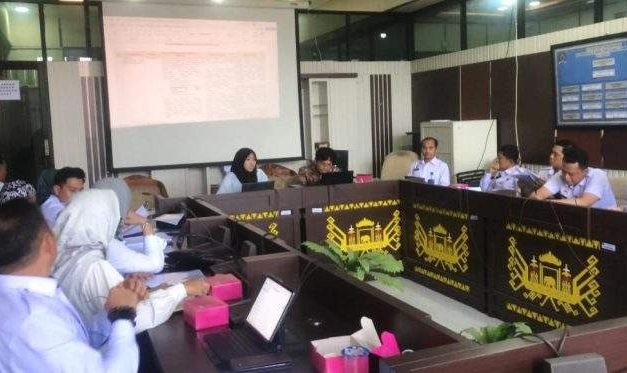 Ketua Bapemperda DPRD Provinsi Lampung Laksanakan Rapat Pembahasan Raperda tentang JDIH