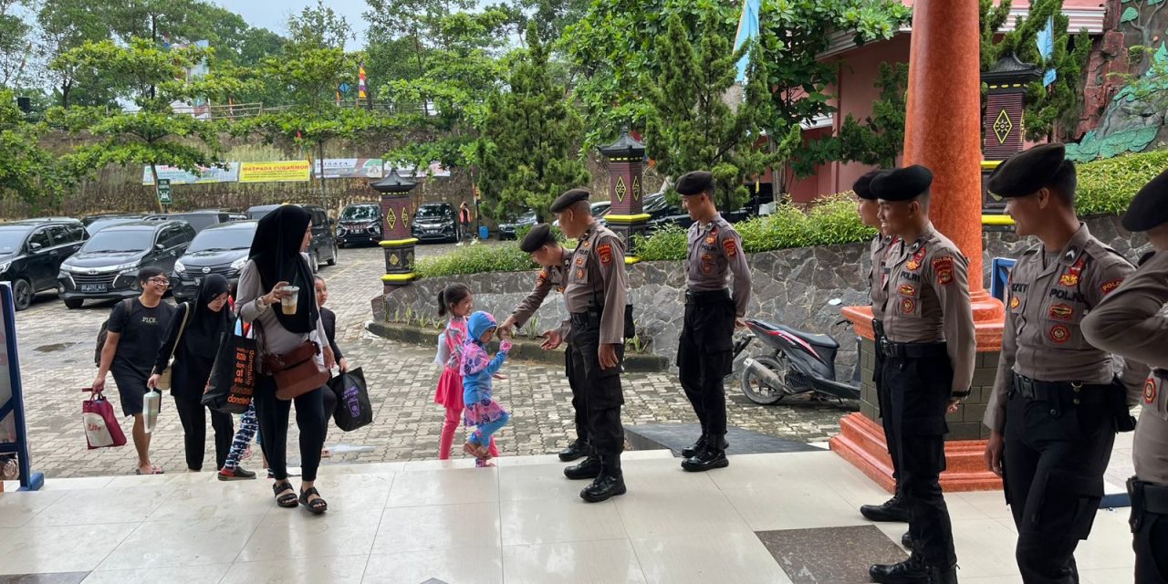 Tahun Baru Tanpa Khawatir, Polda Lampung Amankan Wisatawan di Slanik Waterpark