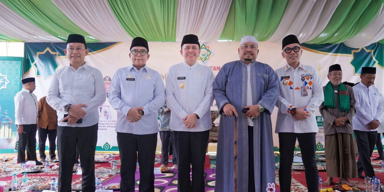 Pj. Gubernur Lampung Hadiri Peringatan Isra Mi’raj dan Harlah Ponpes Al Hikmah Istiqomah di Way Kanan