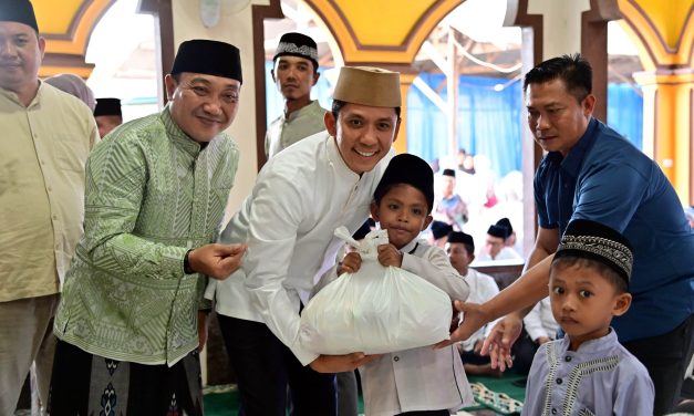 Dihadiri Egi-Syaiful, Kecamatan Ketapang Jadi Lokasi Pertama Safari Ramadan Pemkab Lampung Selatan