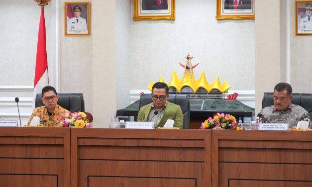 Pj. Sekdaprov Lampung Fredy Menerima Kunjungan Kerja Badan Legislasi DPR RI