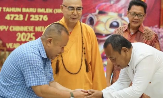 Jajaran Pemerintah Kota Bandar Lampung Melakukan Peninjauan ke Sejumlah Vihara Menjelang Tahun Baru Imlek Tahun 2025 di Kota Bandar Lampung