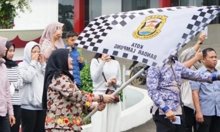 Walikota Bandar Lampung Hj Eva Dwiana Menghadiri Acara Melepas Peserta Wisata Rohani Tahun 2025 oleh Pemerintah Kota Bandar Lampung