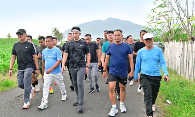 Jogging Pagi Bersama, Bupati Egi Terapkan Gaya Hidup Sehat dan Dukung Pariwisata Lokal