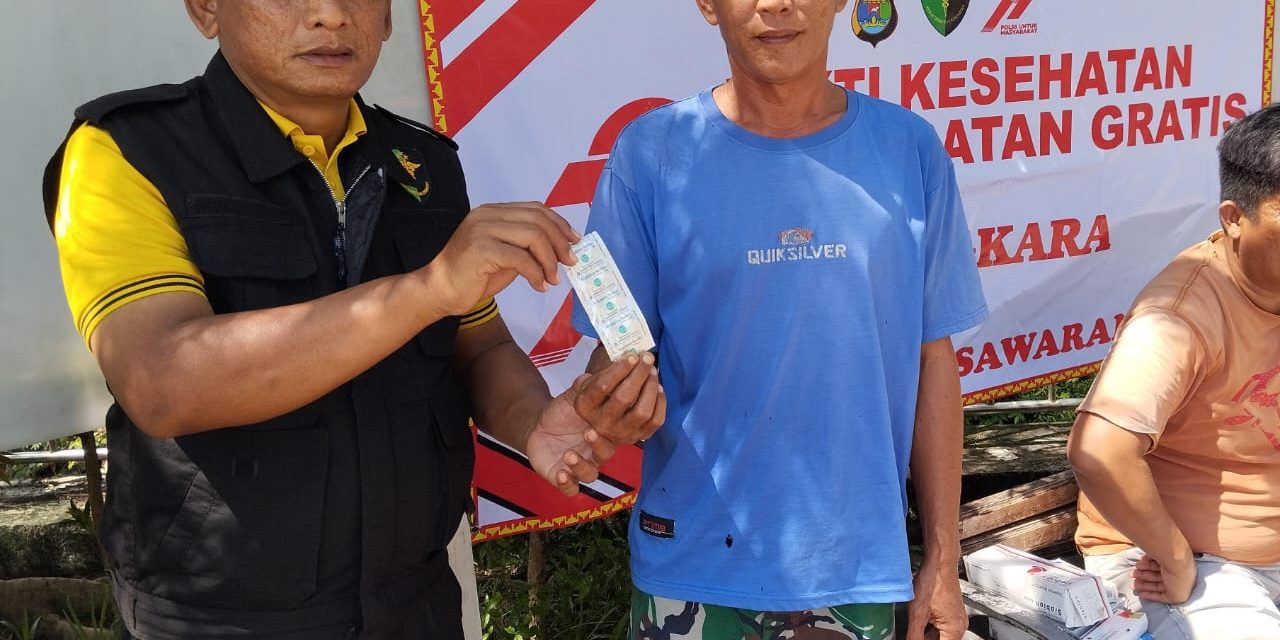 Polres Pesawaran Gelar Pengobatan Gratis bagi Supir Angkot dalam Rangka Hari Bhayangkara ke-79
