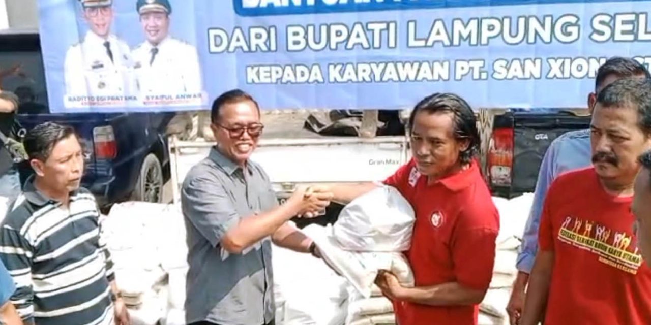 Bupati Lampung Selatan Salurkan Bantuan 336 Paket Sembako Untuk Karyawan PT San Xiong Steel Indonesia