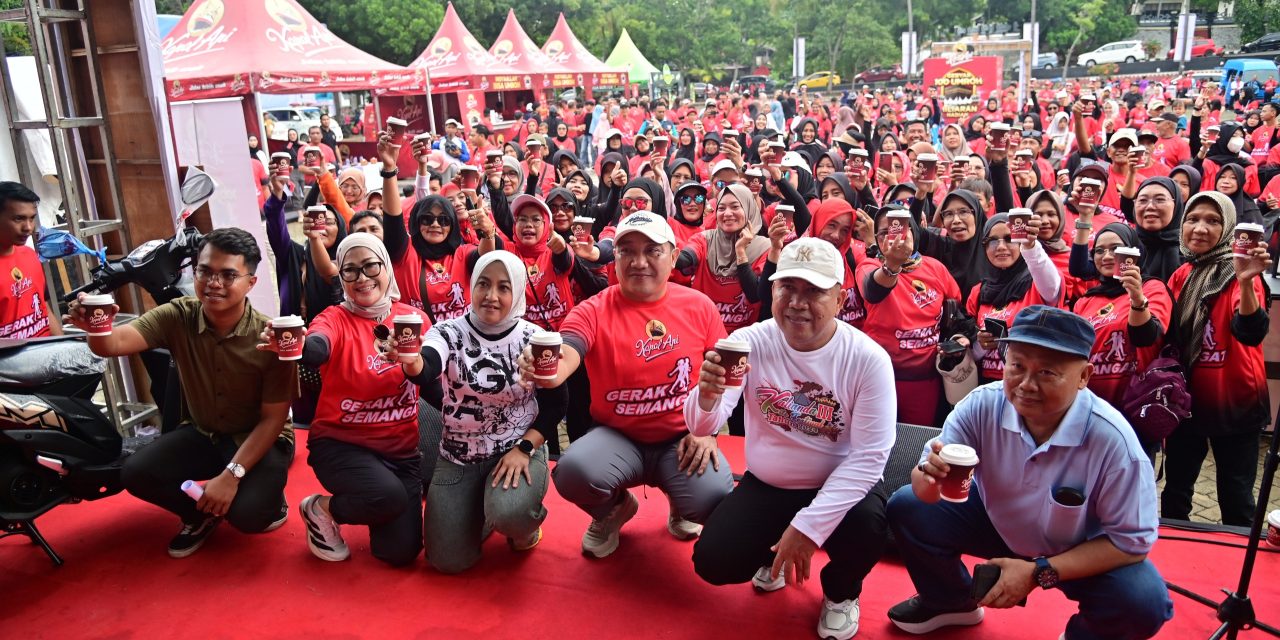 Wabup Syaiful Lepas Ribuan Peserta Jalan Sehat Kapal Api Bersama Tribun Lampung