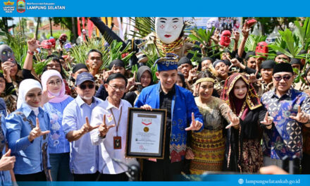 1.500 Penari Pecahkan Rekor MURI, Tari Tuping Lampung Selatan Catat Sejarah Dunia