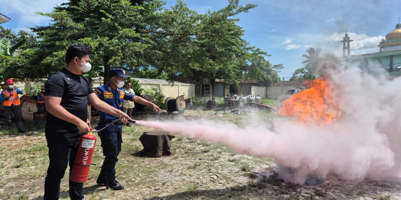 Perkuat Budaya K3, PLN UP3 Pringsewu Latih Personel Lewat Simulasi Tanggap Darurat