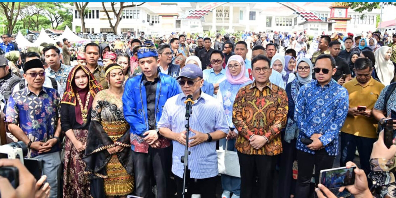 6.573 Peserta Guncang Kalianda! Pawai Budaya Terbesar Sepanjang Sejarah Warnai HUT ke-69 Lampung Selatan