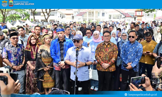 6.573 Peserta Guncang Kalianda! Pawai Budaya Terbesar Sepanjang Sejarah Warnai HUT ke-69 Lampung Selatan