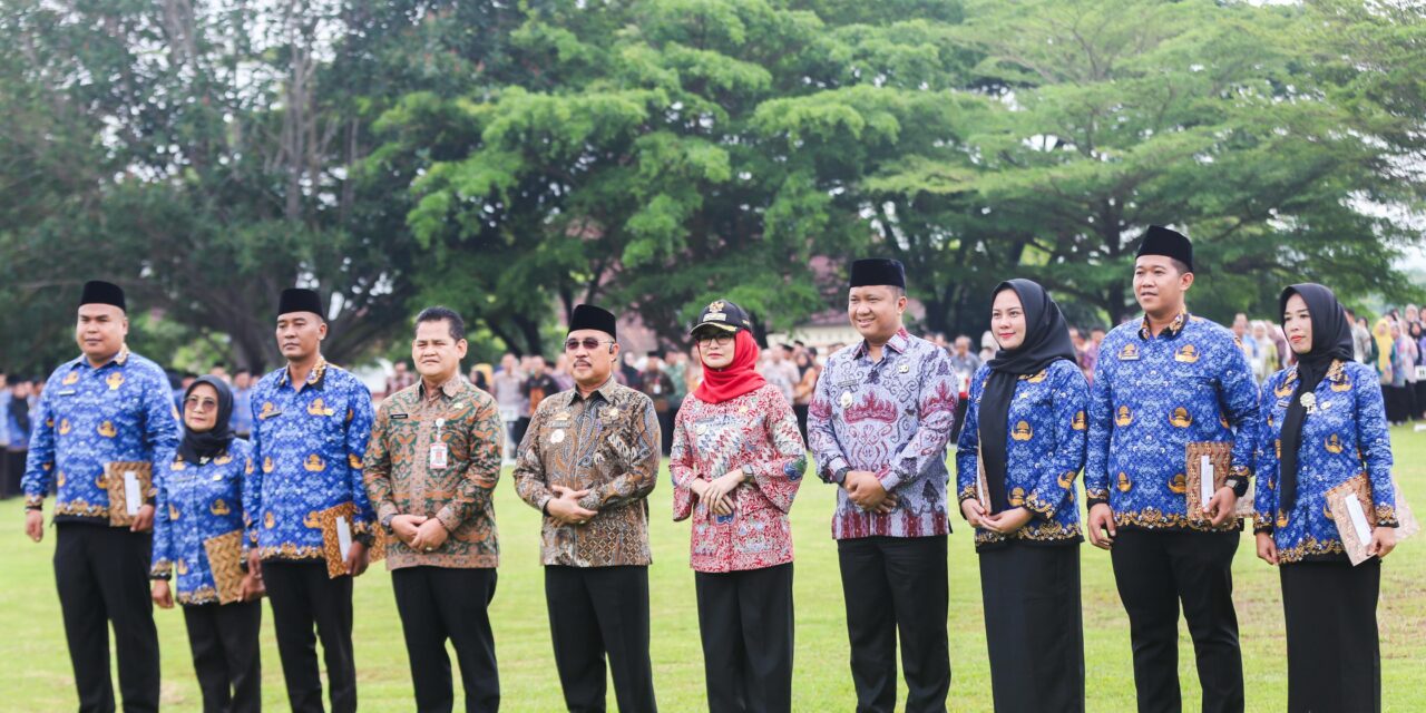 Bupati Nanda Indira Lakukan Penyerahan SK Kepada 3.457 PPPK Paruh Waktu di Lingkungan Pemkab Pesawaran