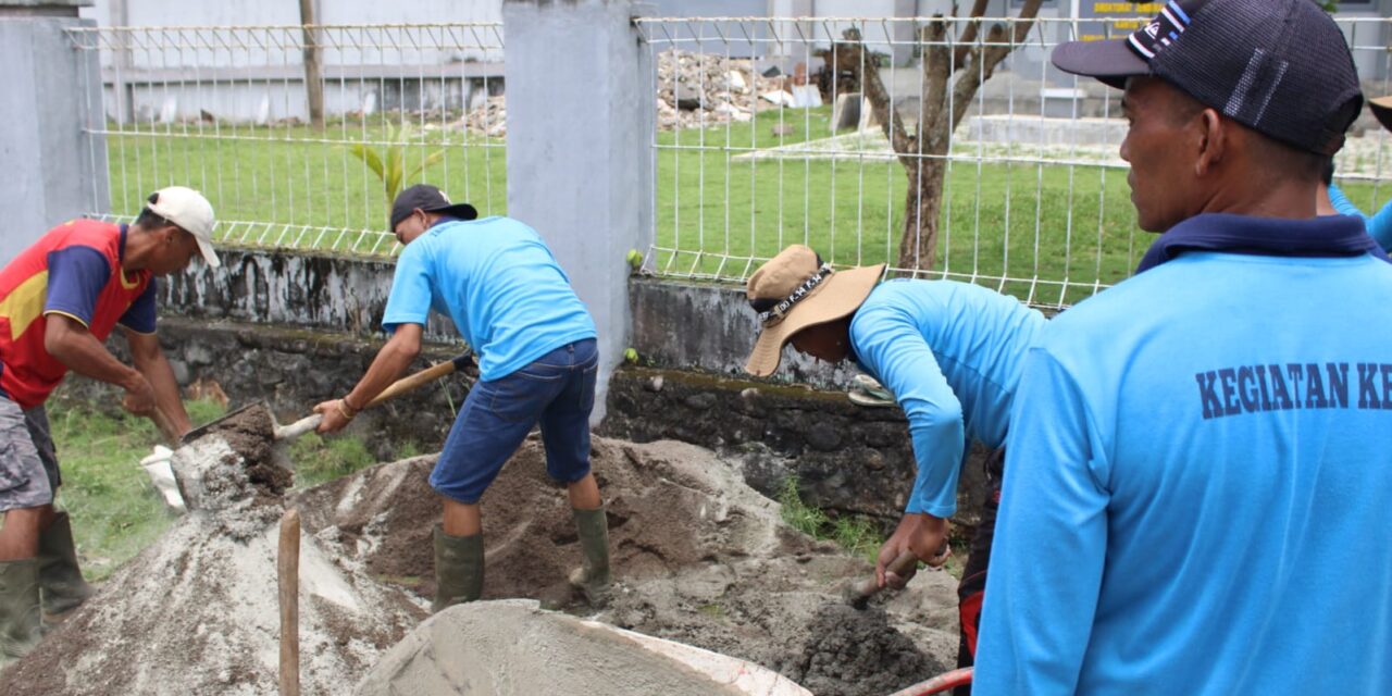 Permudah Akses Masyarakat dengan Perbaiki Jalan, Lapas Kotaagung Laksanakan ‘Korve’ 