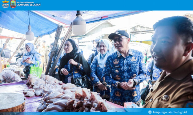 Turun ke Pasar Jati Agung, Wabup Syaiful Pastikan Stok Aman dan Harga Terkendali