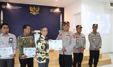 Sosialisasi Digitalisasi Layanan KPPN dan Monev Anggaran, Polres Way Kanan Raih 4 Penghargaan dari KPPN Kotabumi