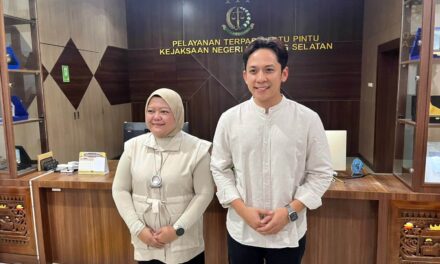 Ketukan Hati Nurani Bupati Egi Luluhkan PTPN, Redam Jerat Hukum Mbah Mujiran Lewat Jalur Damai