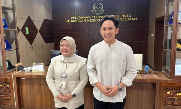Ketukan Hati Nurani Bupati Egi Luluhkan PTPN, Redam Jerat Hukum Mbah Mujiran Lewat Jalur Damai