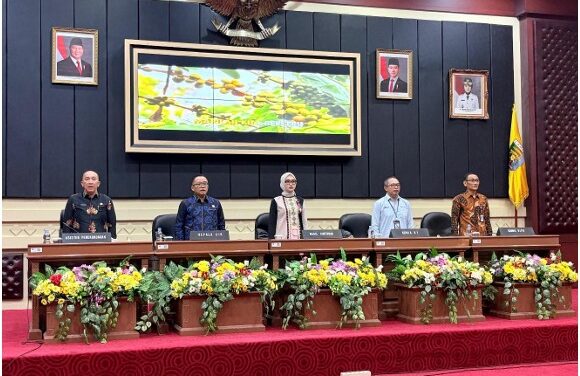 RAPAT PLENO TIM PERCEPATAN AKSES KEUANGAN DAERAH (TPAKD)  PROVINSI LAMPUNG SEMESTER I TAHUN 2026